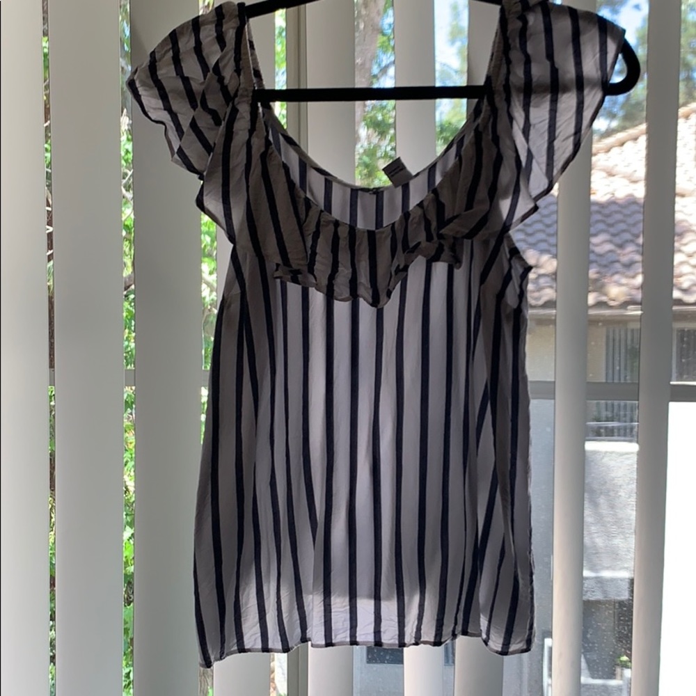 Navy and white stripes top!